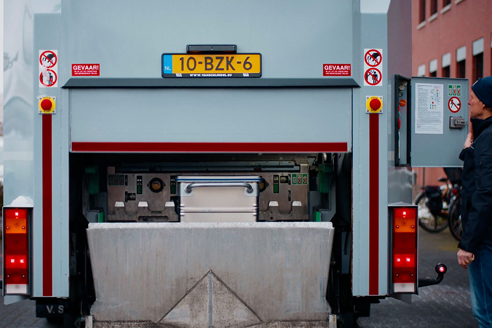Veilige archiefvernietiging volgens AVG - REISSWOLF